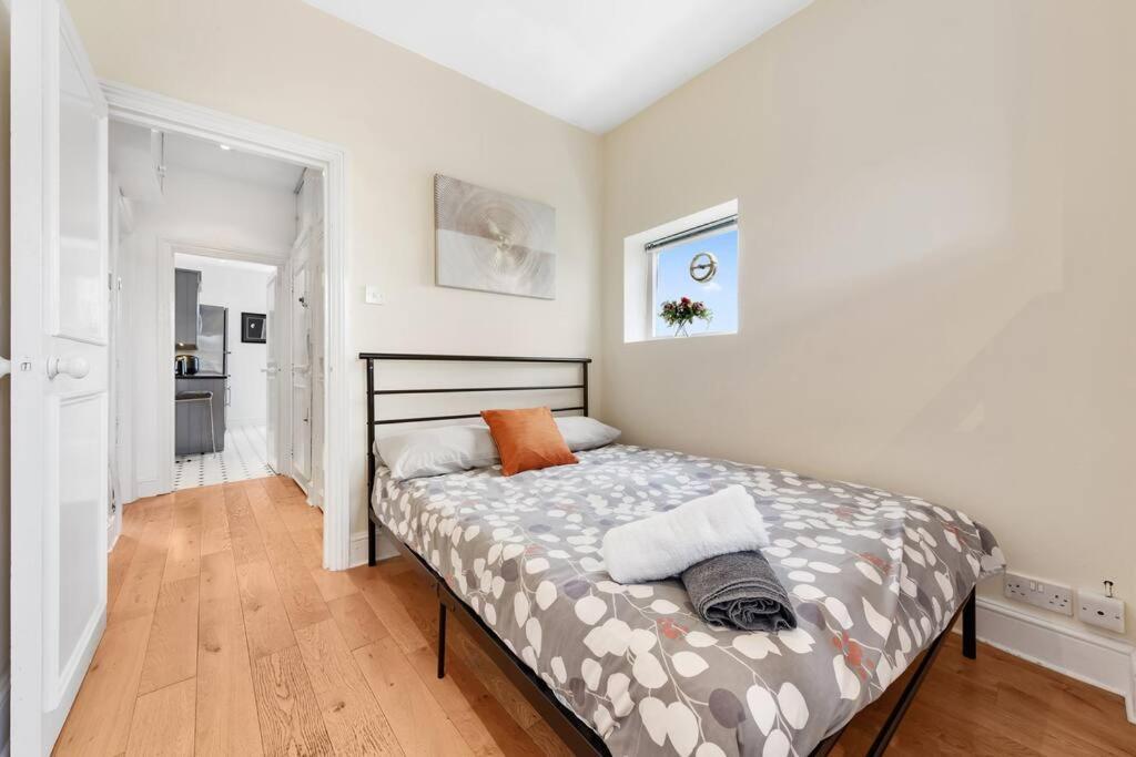 Spacious Sleep 11 With Terrace In Earls Court Ec99 런던 외부 사진