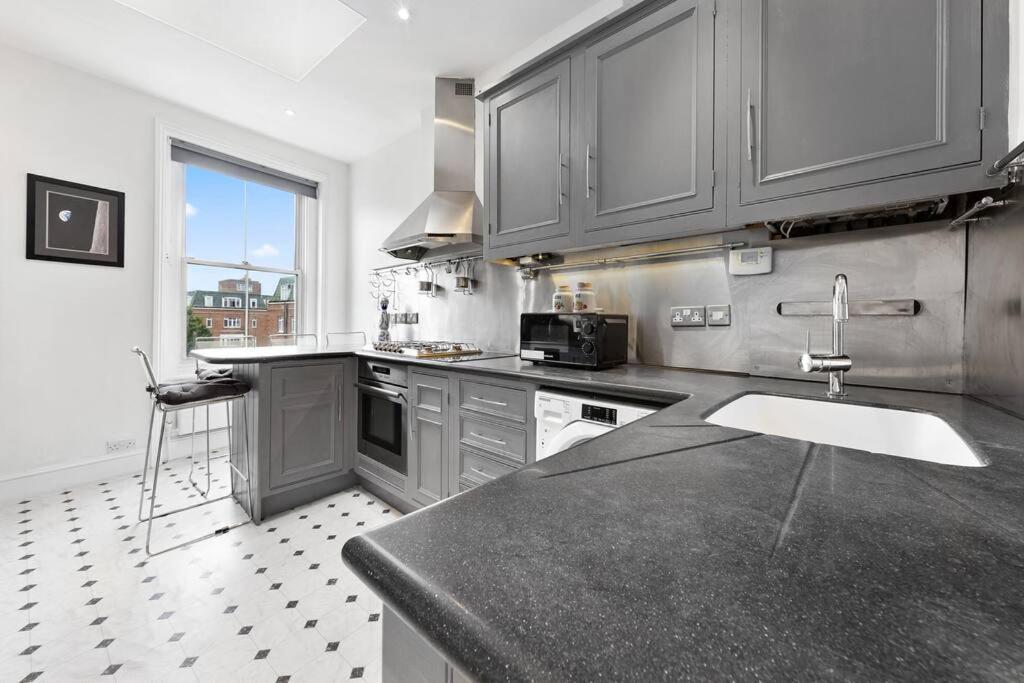 Spacious Sleep 11 With Terrace In Earls Court Ec99 런던 외부 사진